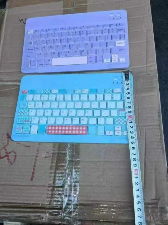 蓝牙键盘，C口充电，