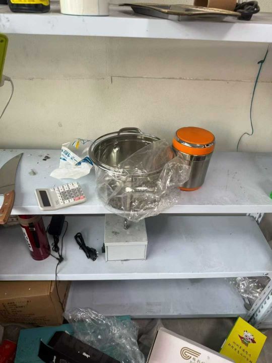 样品下架的各种锅，厨