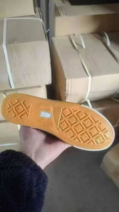 男款休闲鞋，5000