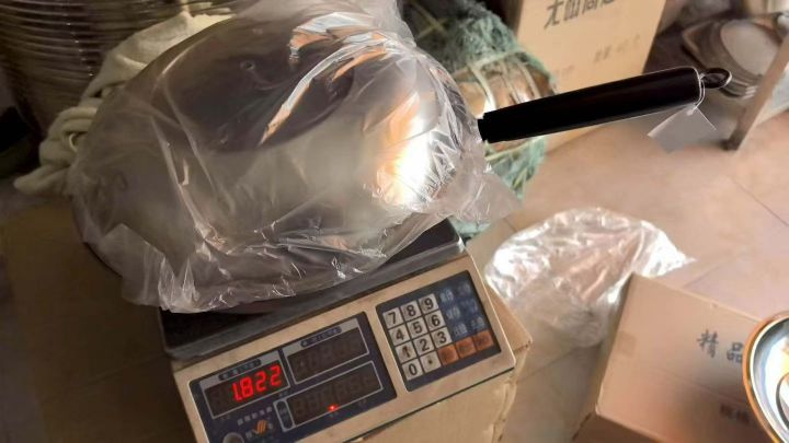 精品生铸铁鼎快递盒包