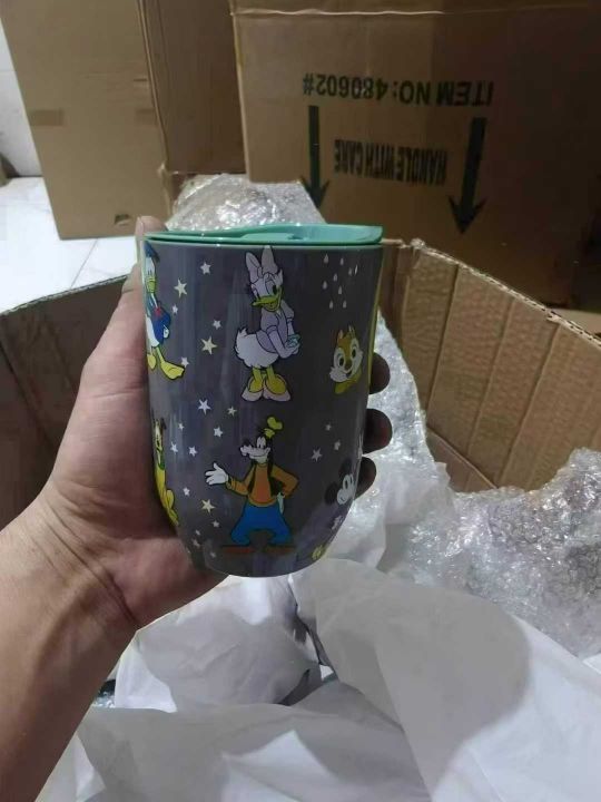 小咖啡杯90个，￥3