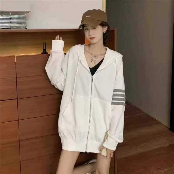 150件女士连帽开衫