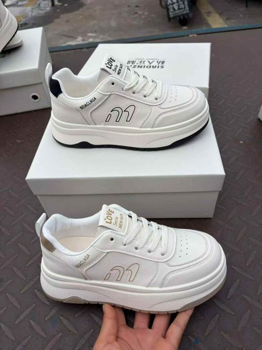 新款厚底女鞋高品质 