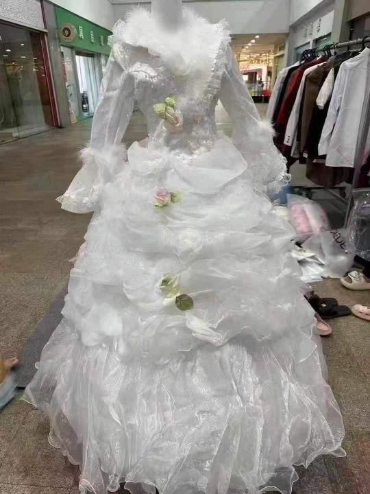 还有700件长袖蓬蓬