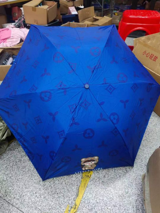 黑胶防晒五折伞，铅笔