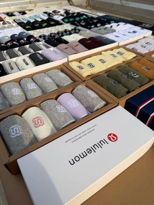 多个品牌袜子100盒