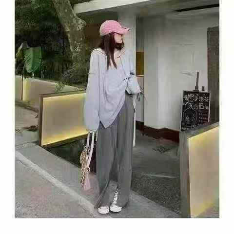 大码慵懒风连帽卫衣女
