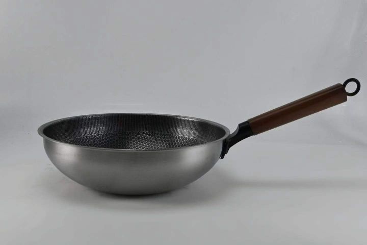 30.规格蜂巢炒锅，
