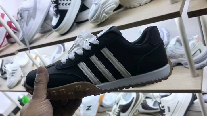 最后300双左右  