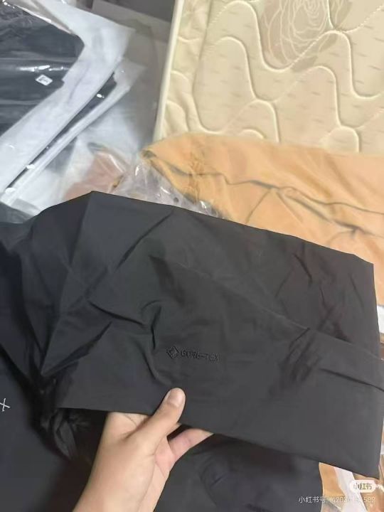 1000多件鸟冲，​