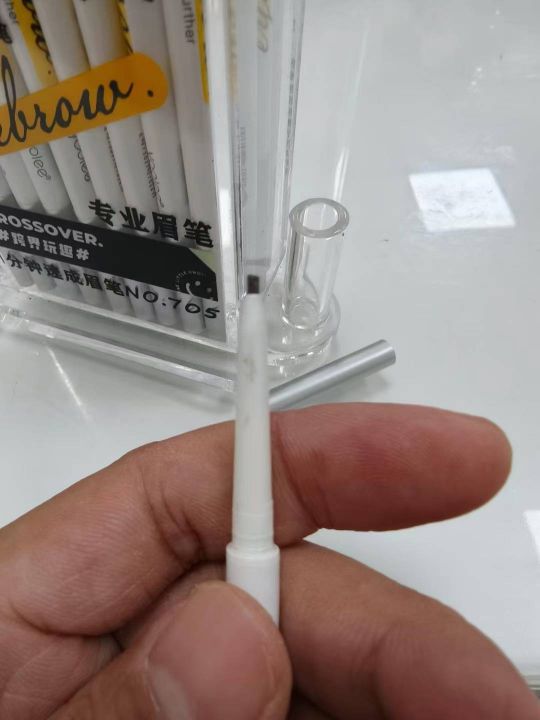 眉笔2个颜色，一盒3