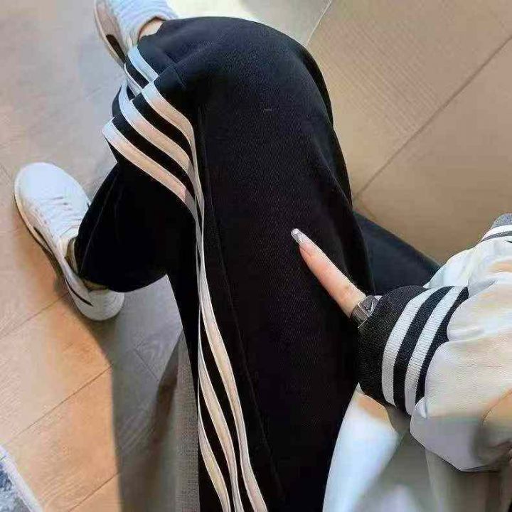 潮牌运动宽松女款休闲