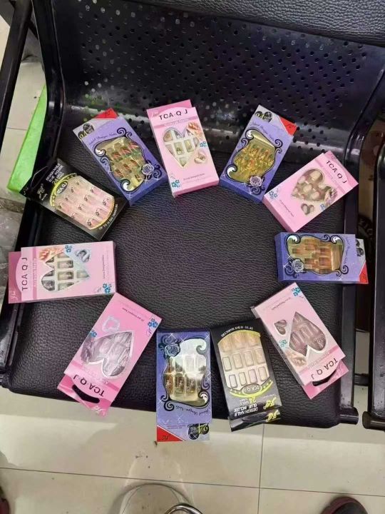 6毛 处理 美甲  