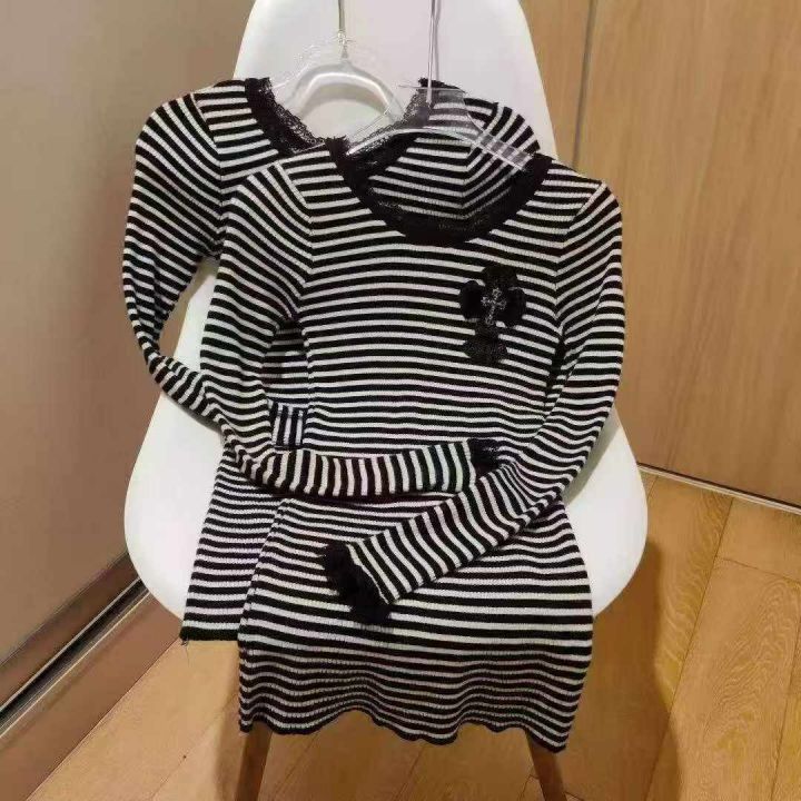 #Women\'s 