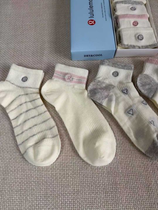 高品质袜子露露 刺绣