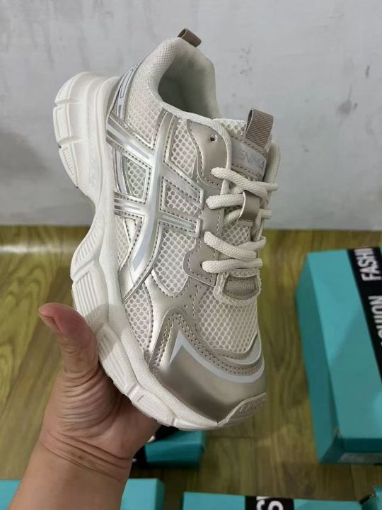 女老爹10000双