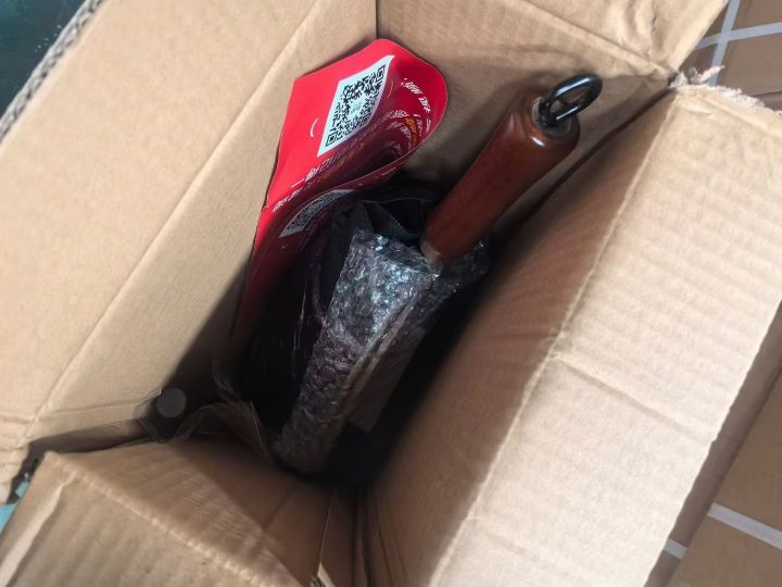 24锤纹汤锅，配锅铲