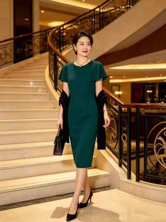 82条两款成熟风礼服