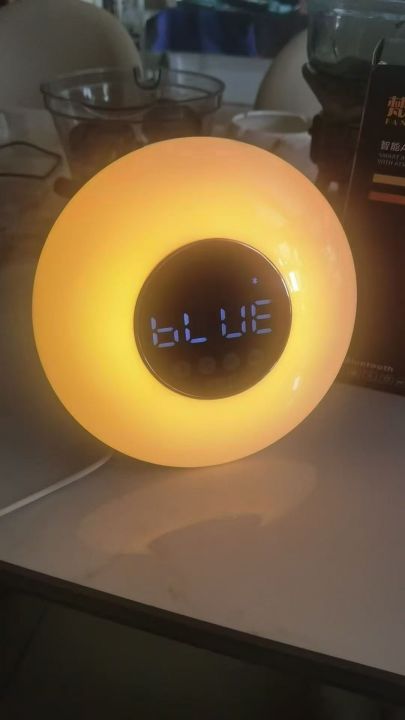 蓝牙音箱，带氛围灯带