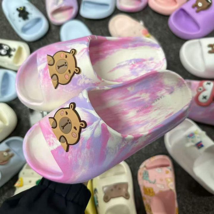 童鞋贴标。尺码：25