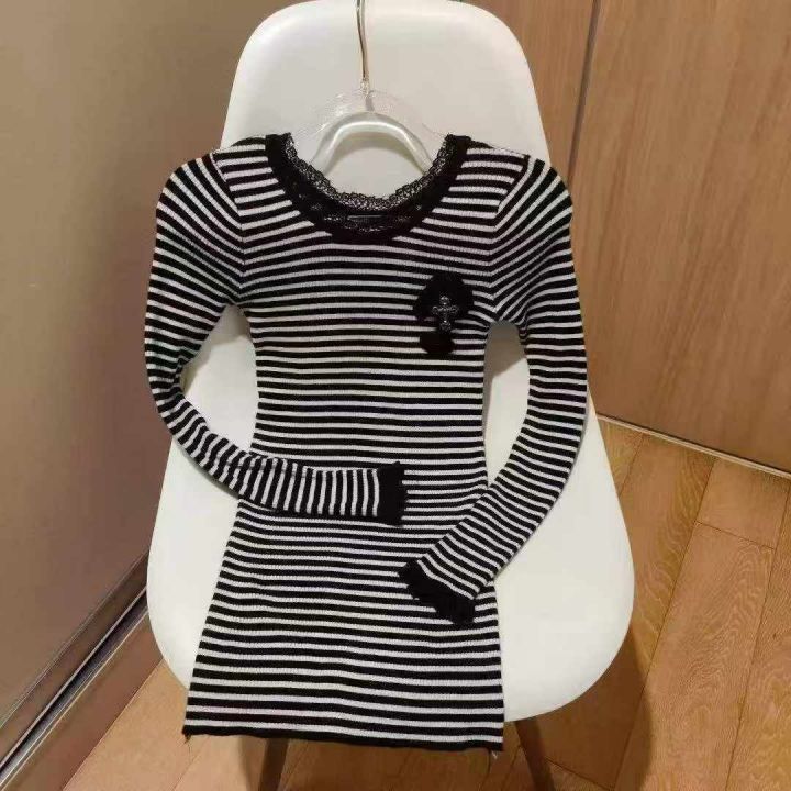 #Women\'s 