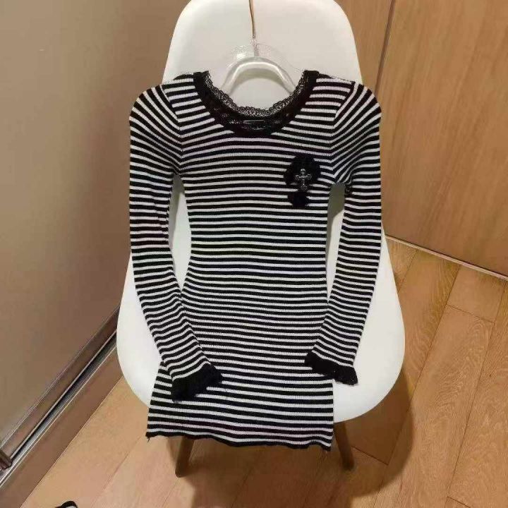 #Women\'s 