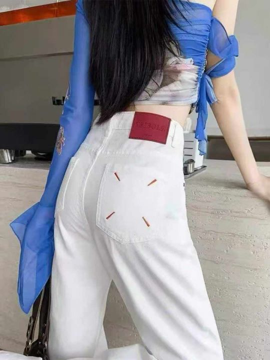 高腰直筒牛仔裤女设计