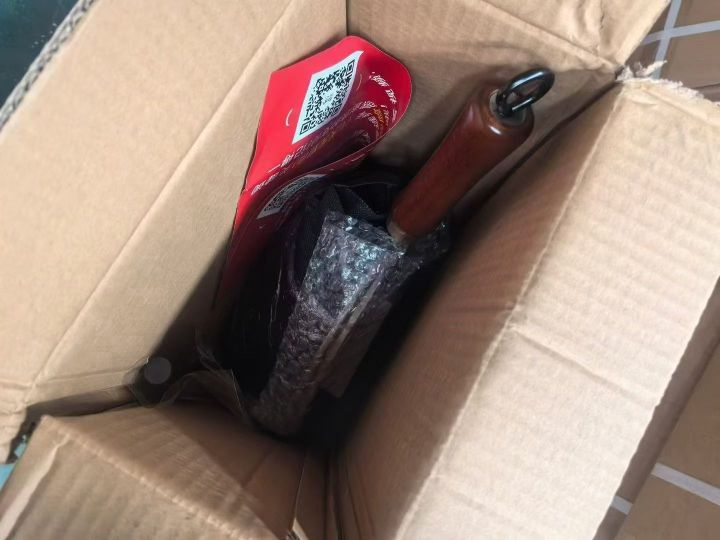 24锤纹汤锅，配锅铲