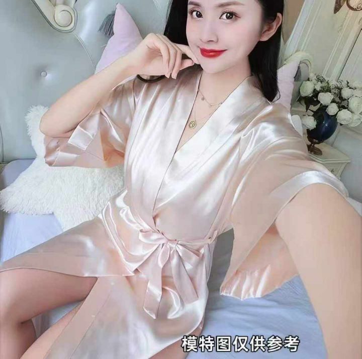 实体店下架一批冰丝睡