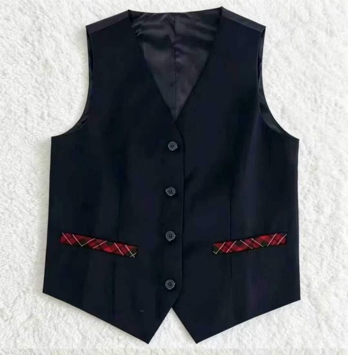 30000件男女礼服
