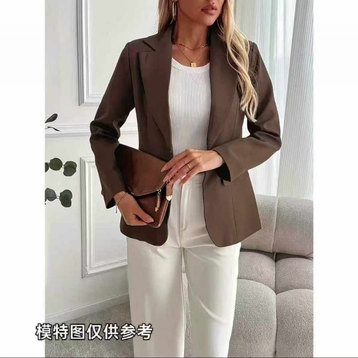 实体店下架女士西装外