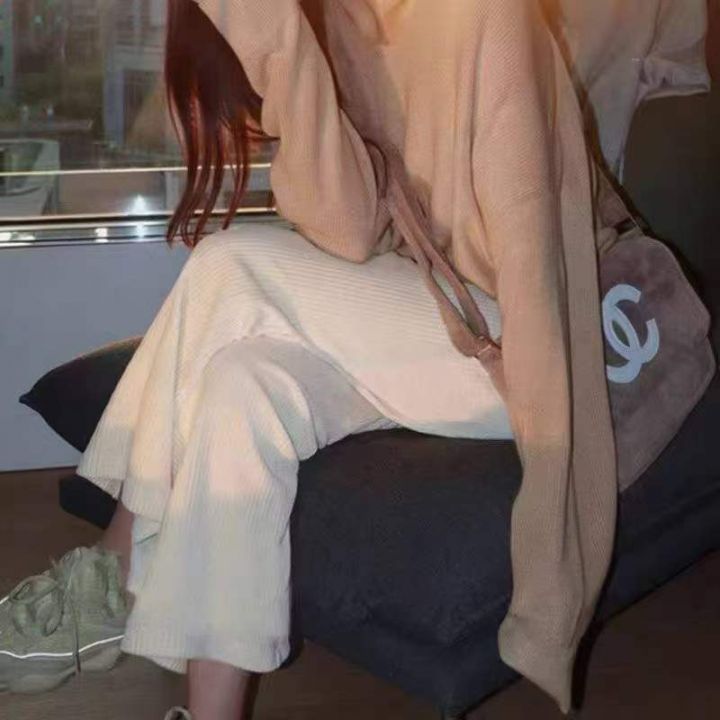 经典时尚灯芯绒女式直