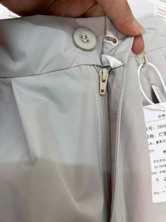 女士热卖款灯笼裤，单