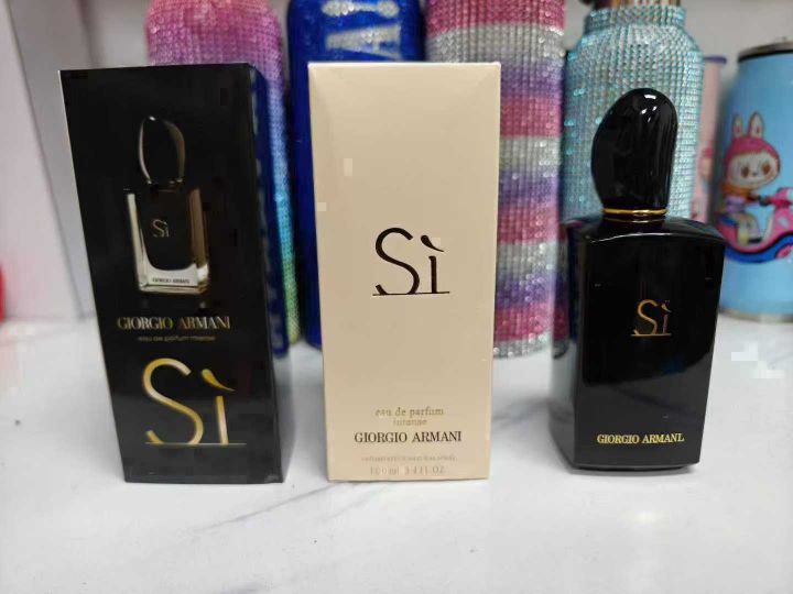 高端香水500瓶左右