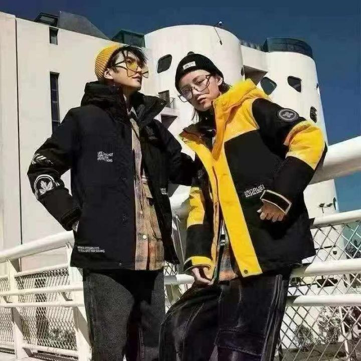 得物下架一批潮牌枫叶