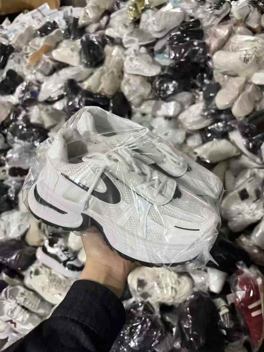 新款巴黎世家双色底运