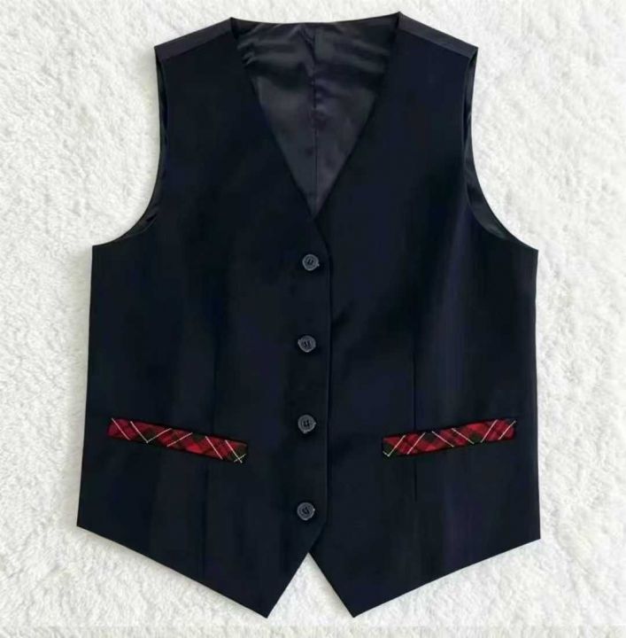 30000件男女礼服