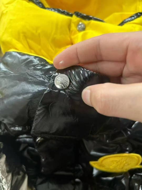 800件左右Monc