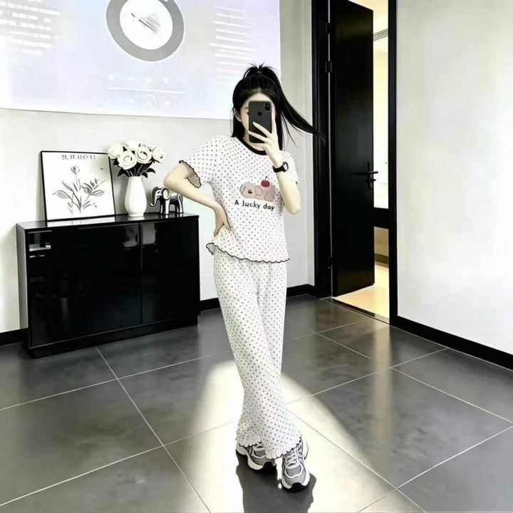 ️可爱波点莫代尔卡通