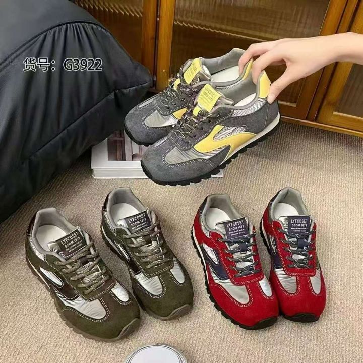 新款皮面阿甘女鞋精品
