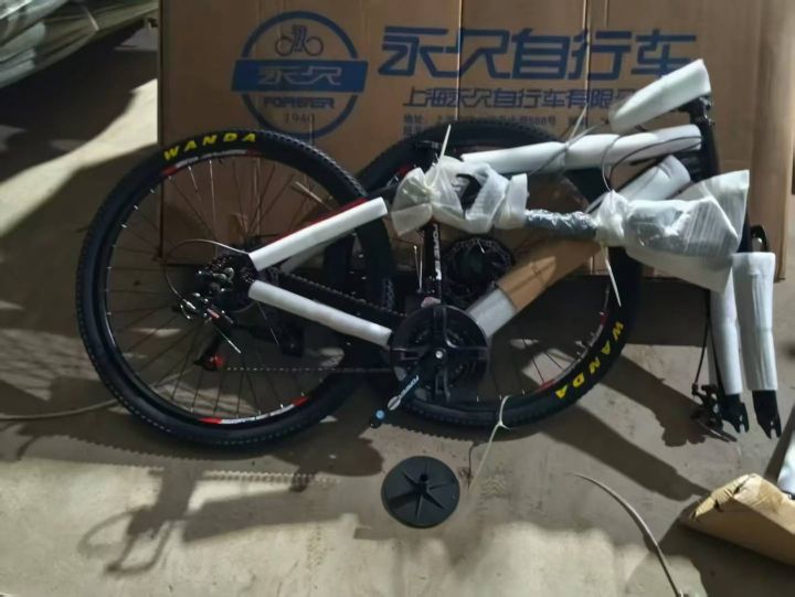几十台永久铝合金箱装