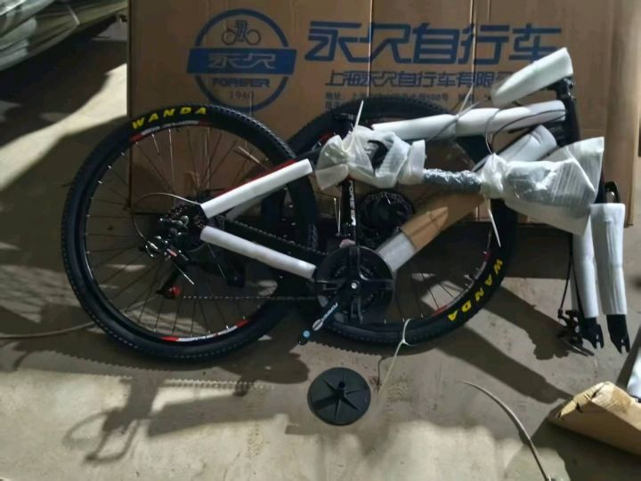 几十台永久铝合金箱装