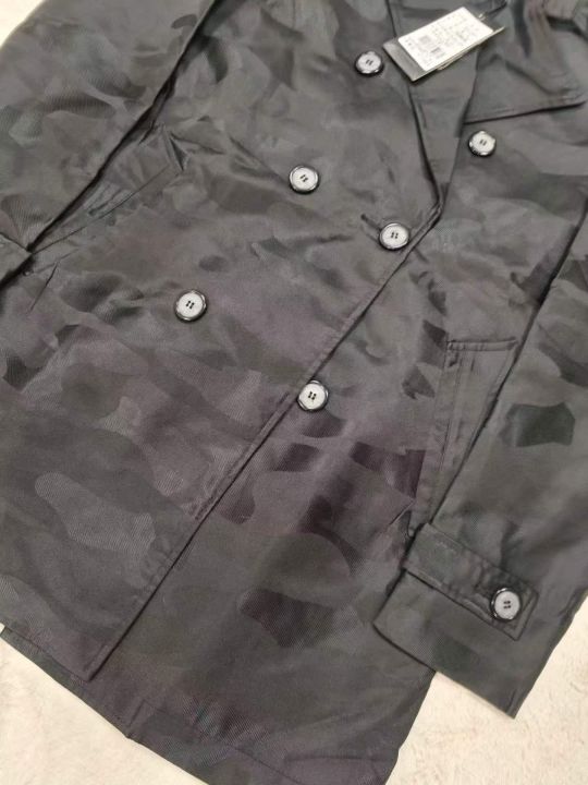 男装大版型风衣外套，