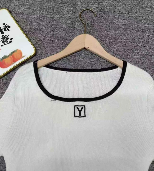 实体店下架一批靓妹针