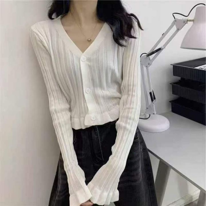 3.8元，女长袖设计
