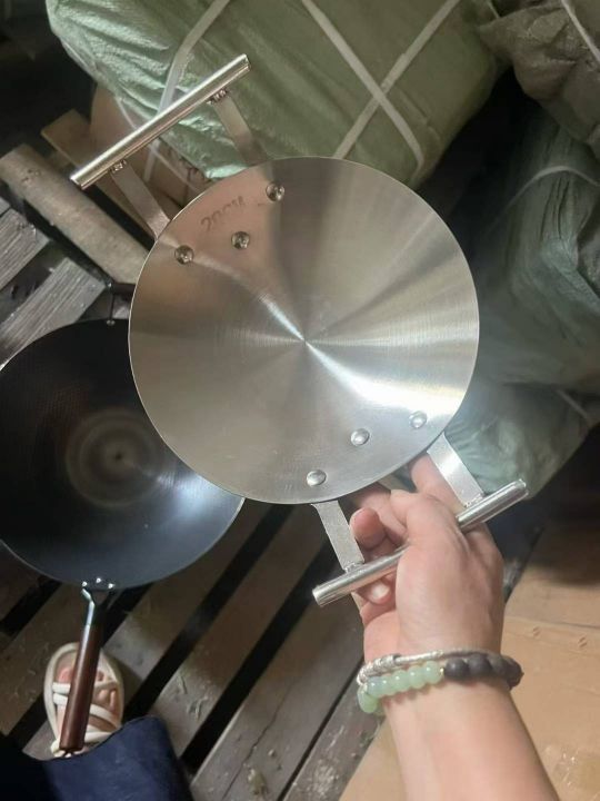 干锅2吨左右，9千块