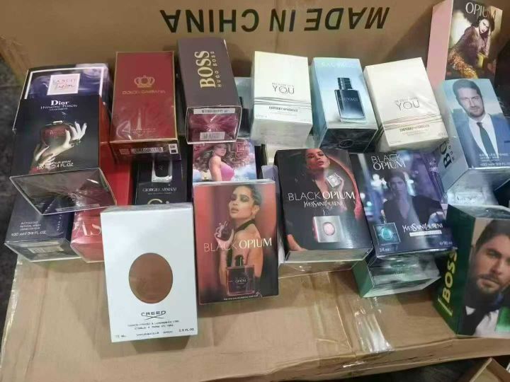 杂款香水1000瓶，