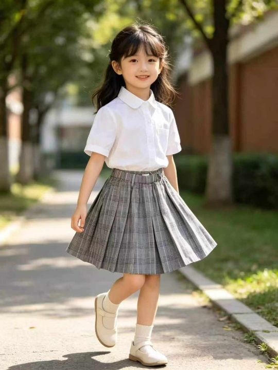2000条左右女童学