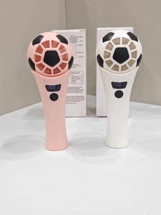 足球风扇 2650个