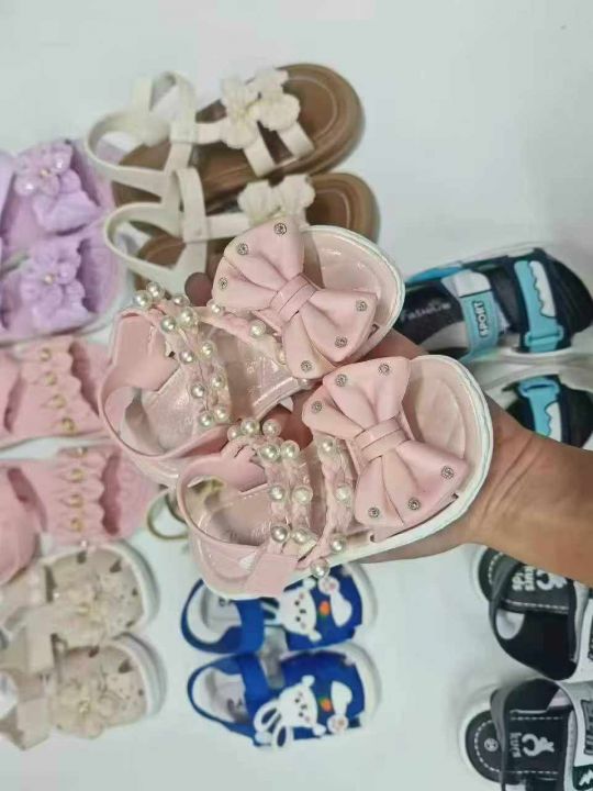 杂款童凉鞋15000